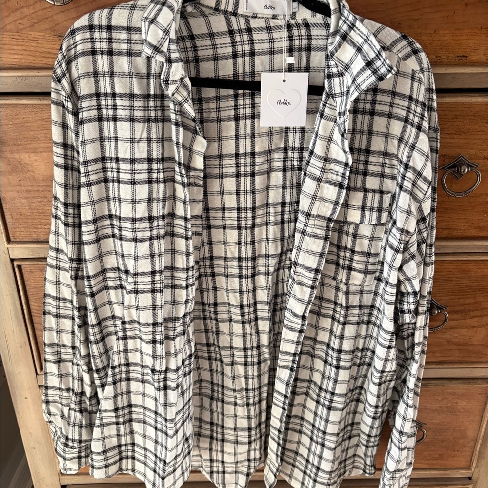 Adika Monochrome Checkered Top